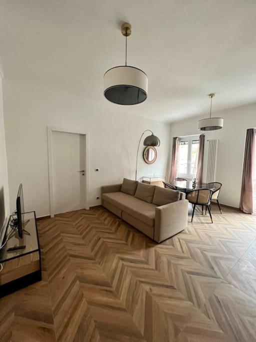Casa Sassari - Vicino Porta Susa F.S. Turim Exterior foto